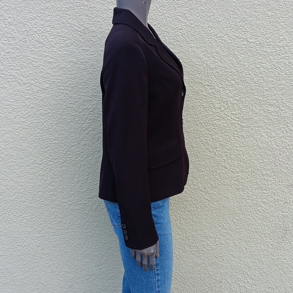 RAFAELLA LADIES BLACK (2) BUTTON LUX BLAZER (INDONESIA) - Picture 8 of 17